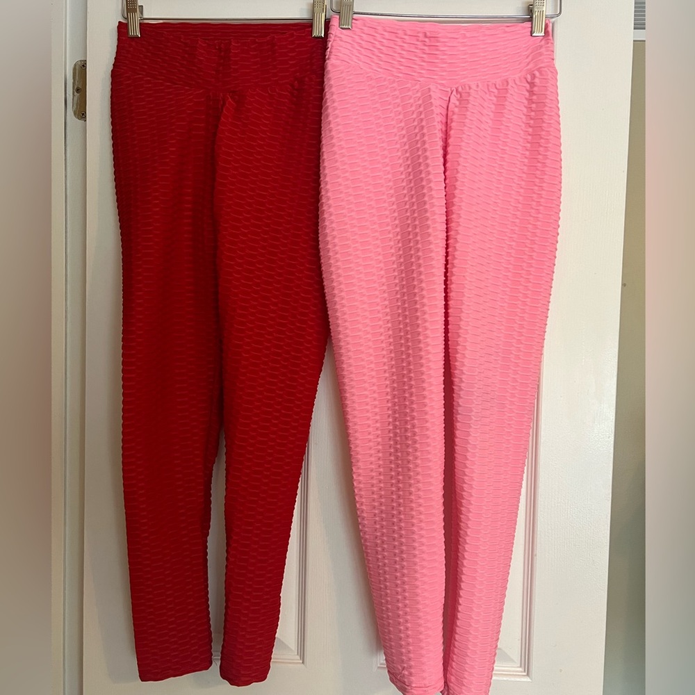 Butt enhancing leggings 2 pair!